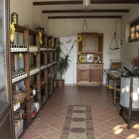 Oda ve Kahvaltı El Garbin