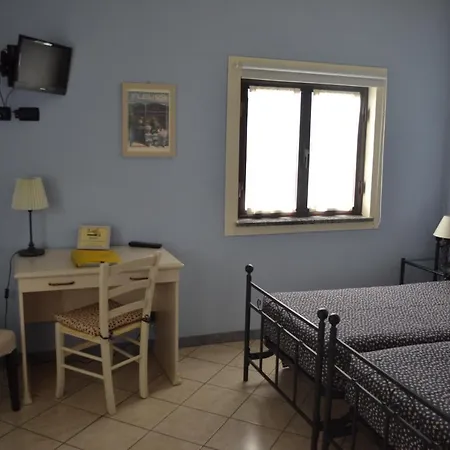 Oda ve Kahvaltı El Garbin Savigliano